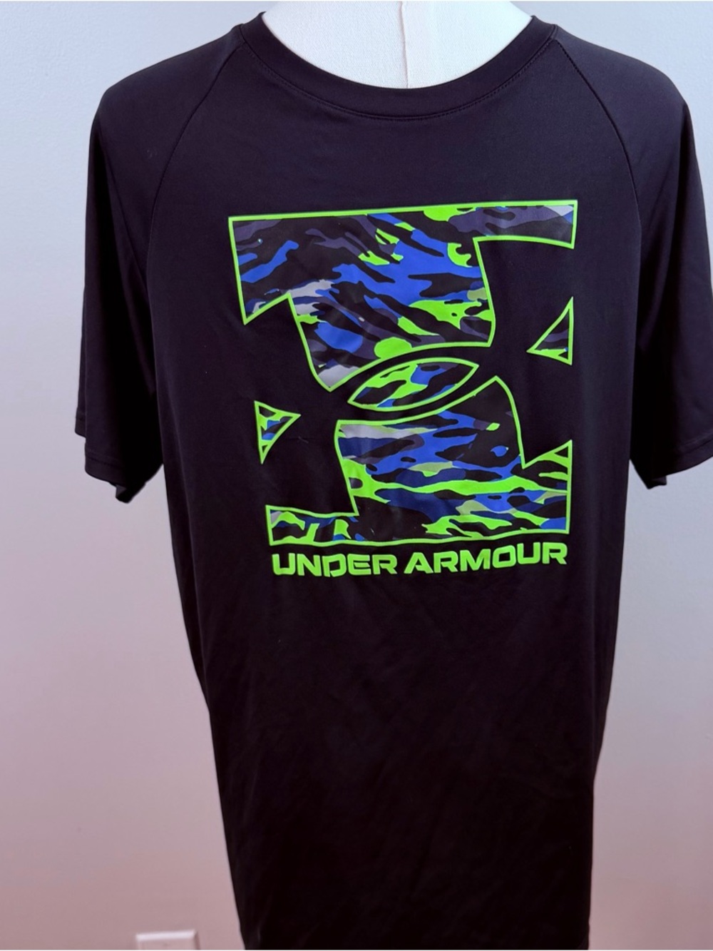 3 Tees - Under Armour Youth XL Short-Sleeve Performance Tee LOT - Good Condition